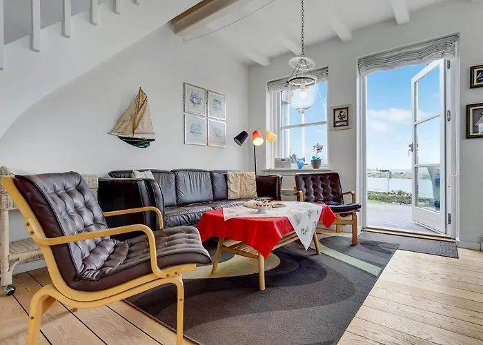 Klintholm Havneby Iii Apartament *